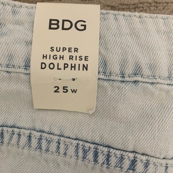 BDG High Rise Jean Shorts - Picture 4 of 6